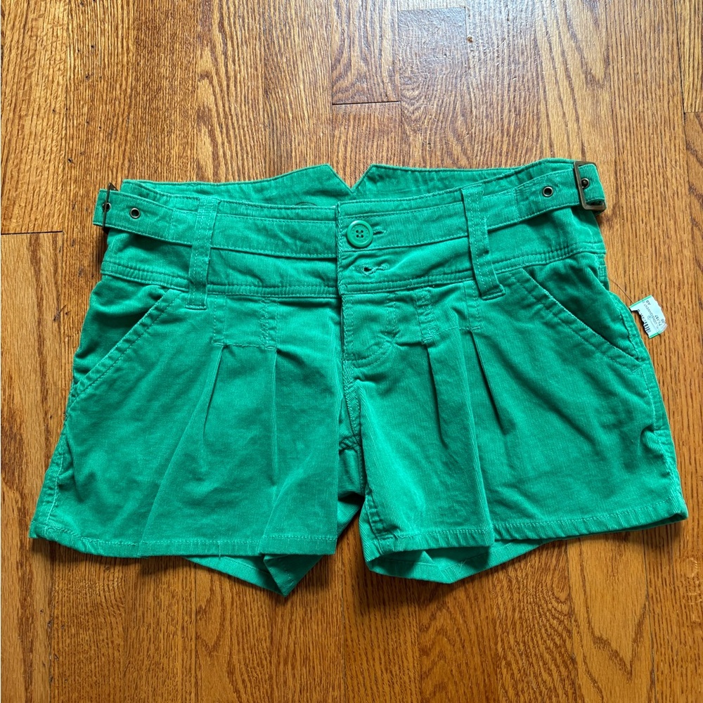 BB Dakota High Waist Green Shorts with Pleated Design
